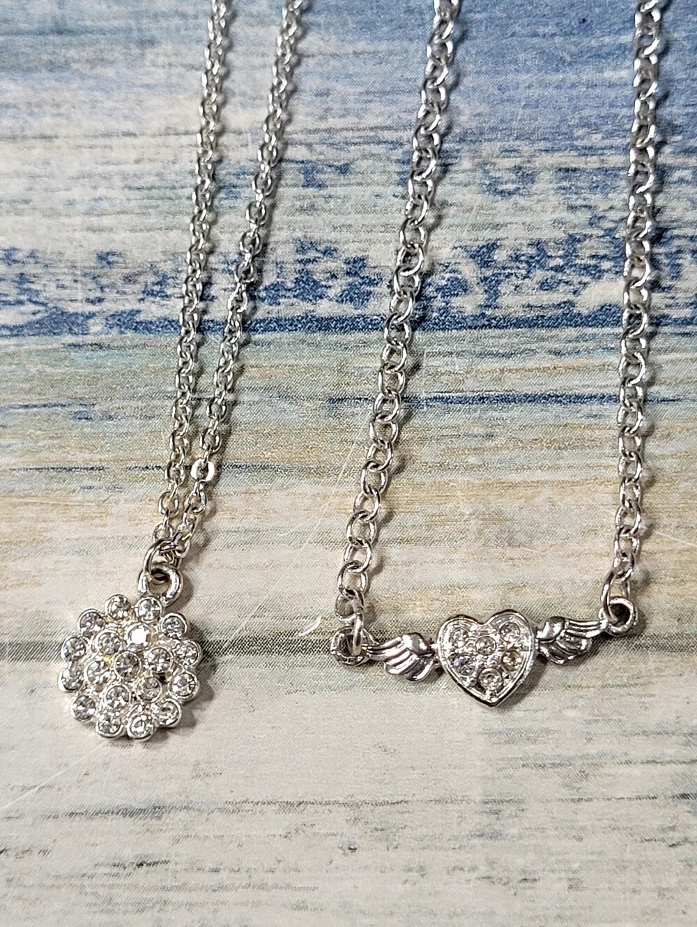Silver Crystal Flower & Winged Heart ankle Set of 2- Silver - Picture 4 of 5